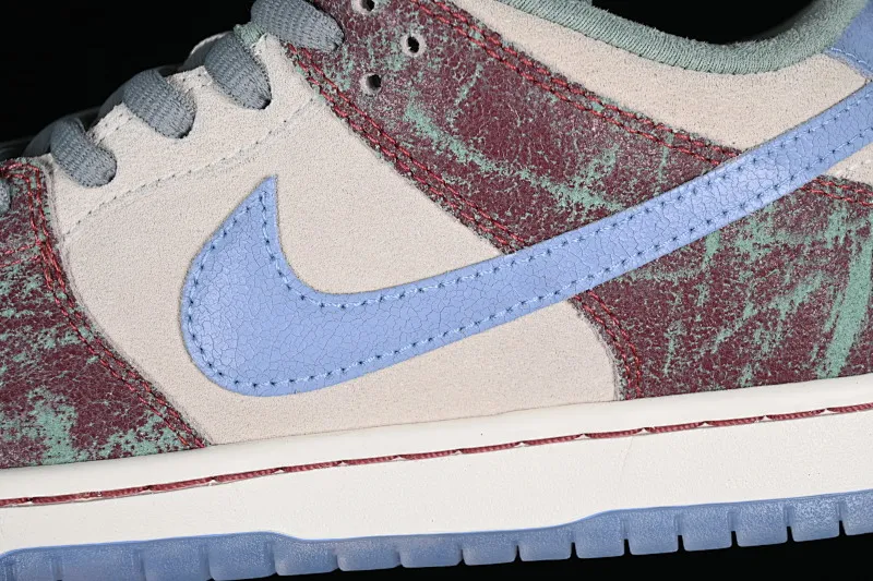 All categories Nk SB Dunk Series Nk SB Dunk Low low-top sneakers J version Crenshaw Skate Club x Nk SB Dunk Low joint model SB low-top sports and leisure sneakers FN4193-100